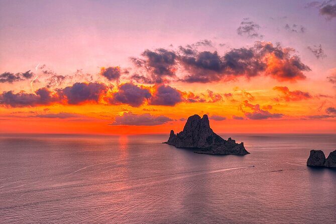 Ibiza - Secret Spots Tour in Land Rover Defender - The Value of the Experience