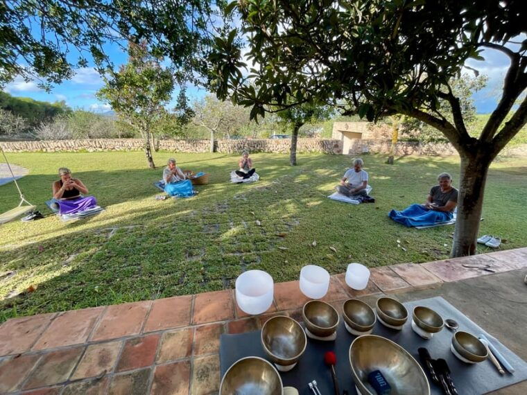ibiza-sound-bath-with-cacao-relaxation-and-singing-bowls
