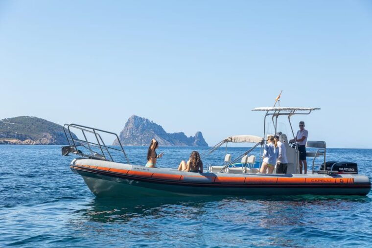 ibiza-speedboat-trip-to-atlantis-es-vedra-snorkelpaddle