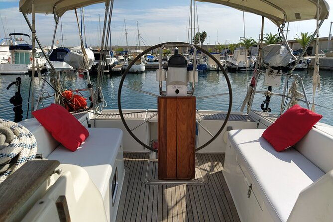 ibiza-sunset-boat-trip-with-appetizers-and-champagne-6-guests