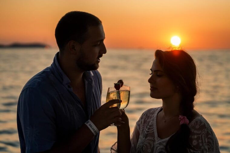 ibiza-sunset-boat-trip-with-snorkeling-kayaking-drinks
