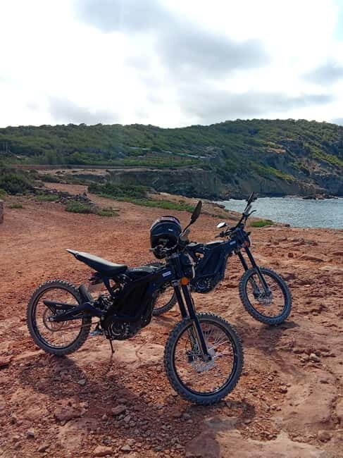 Ibiza: Tour con moto cross eléctrica Surron - Overview of the Experience