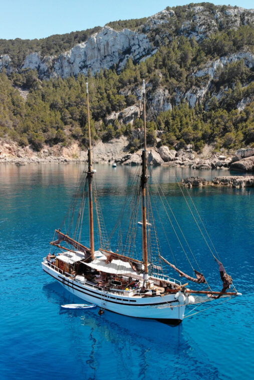 ibiza-wooden-sail-boat-trip-to-formentera