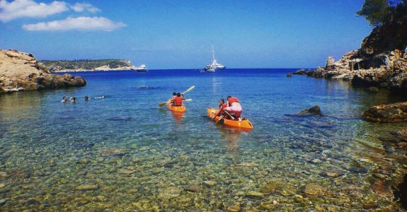 ibiza-xarraca-bay-guided-kayaking-tour