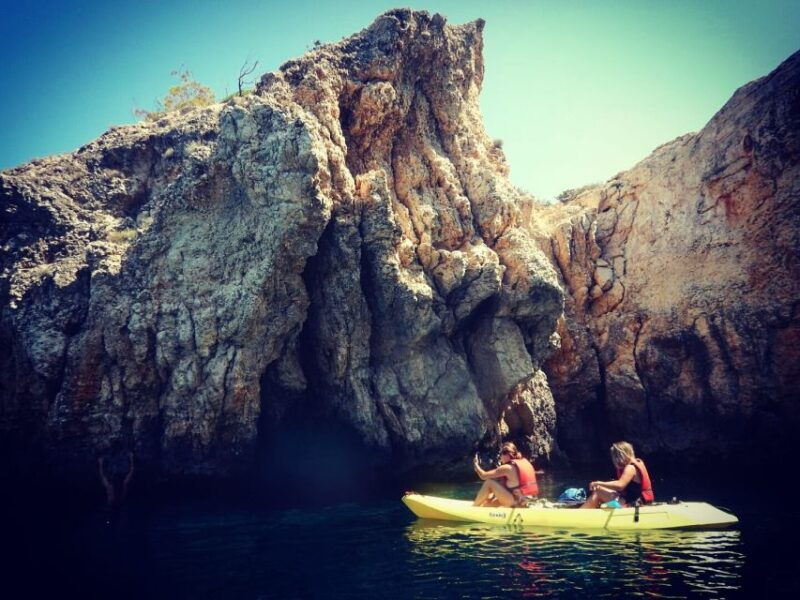 ibiza-xarraca-bay-guided-kayaking-tour