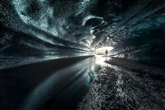 ice-cave-by-katla-volcano-super-jeep-tour-from-vik