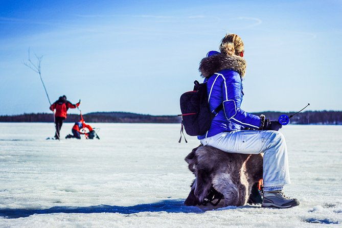 ice-fishing-trip-in-rovaniemi