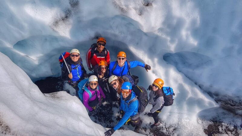 iceberg-boat-tour-glacier-hike-jeep-adventure