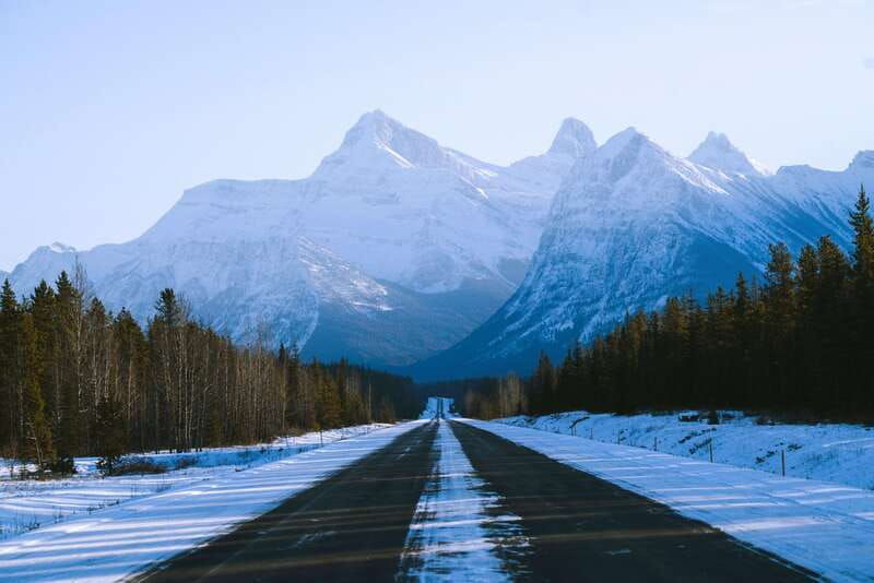 icefield-parkway-bow-lake-peyto-lake-and-johnston-canyon