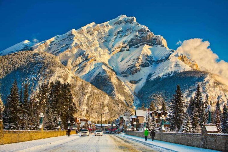 icefield-parkway-bow-lake-peyto-lake-and-johnston-canyon