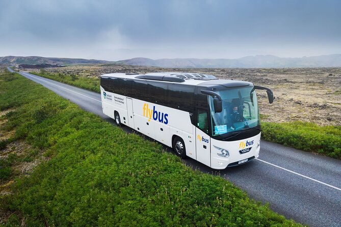 iceland-airport-transfer-from-reykjavik-hotels-to-kef-airport