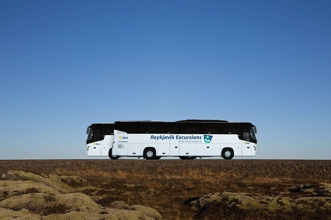 iceland-airport-transfers-between-keflavik-and-reykjavik-hotels