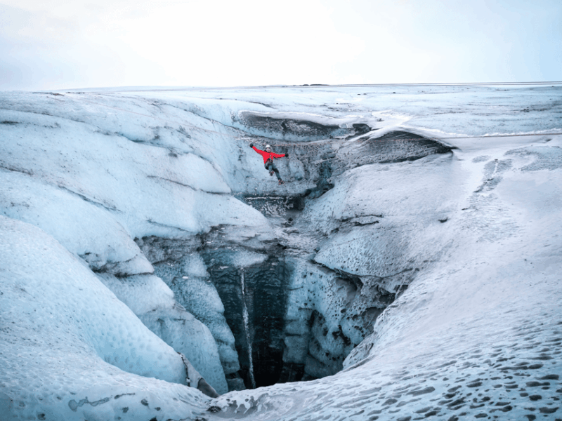iceland-glacier-zip-line-tour-with-hike-or-ice-cave-visit
