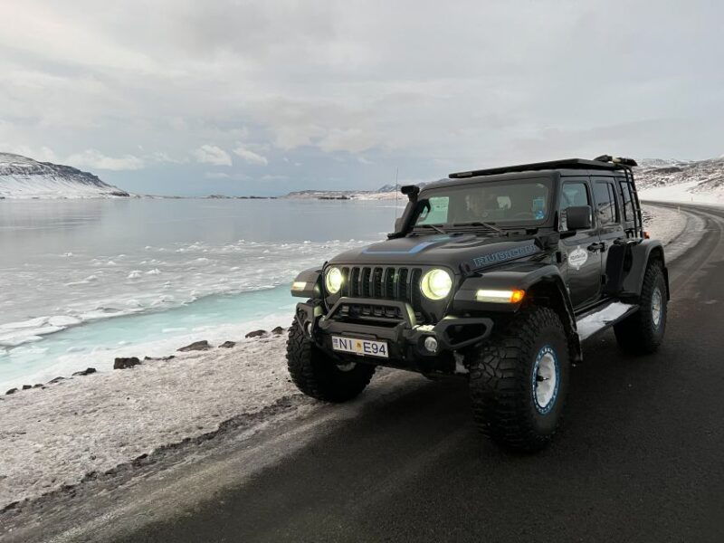 iceland-in-a-nutshell-private-super-jeep