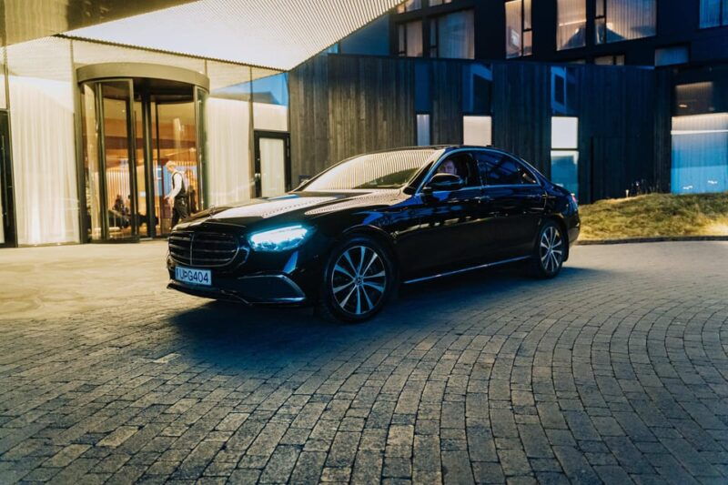 iceland-private-airport-transfer-from-reykjavik