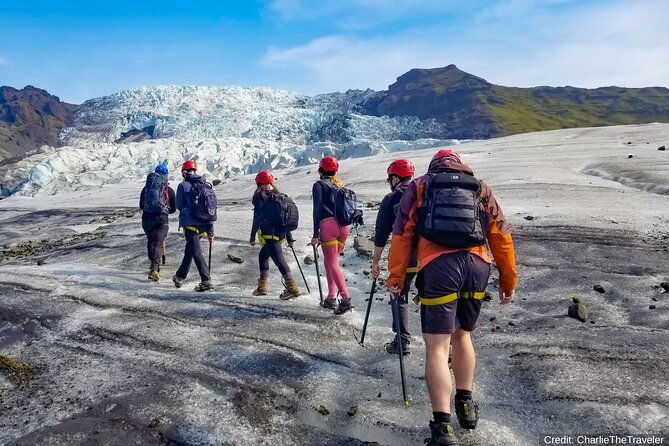 iceland-see-experience-it-all-in-9-days-1st-class-custom-tours