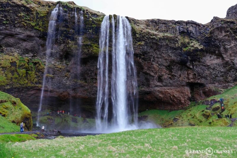 iceland-south-coast-and-glacier-hiking-in-small-group