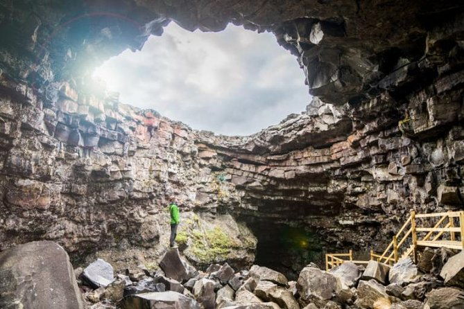 icelandic-sagas-and-volcanic-cave-private-tour