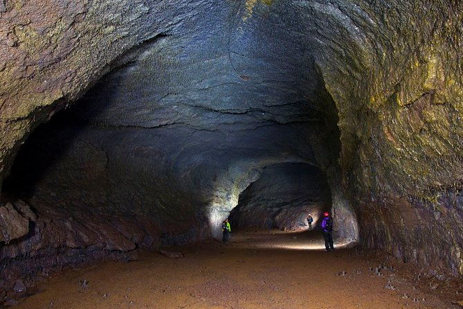 icelandic-sagas-and-volcanic-cave-private-tour