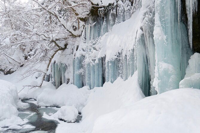 icicle-trekking-nishiwaga-town-iwate-prefecture