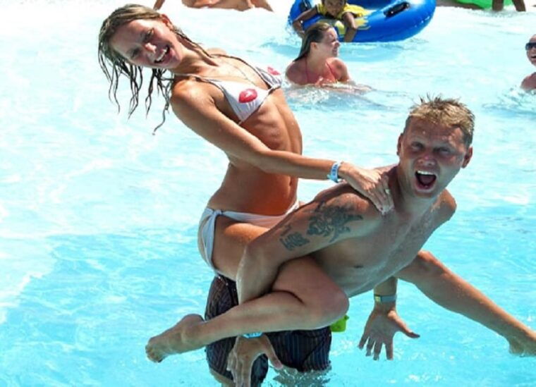 icmeler-aqua-dream-waterpark-with-free-hotel-transfer