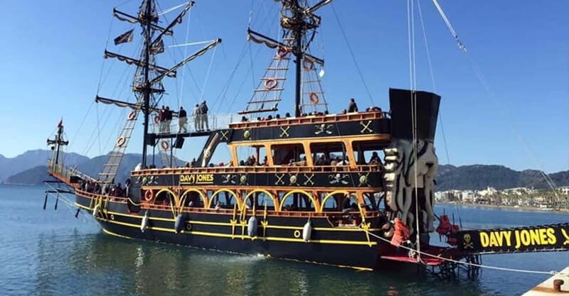 Icmeler Pirate Boat Trip, Lunch, Unlimited Drinks - Discover the Icmeler Pirate Boat Trip: An Authentic Day of Adventure on the Turkish Coast