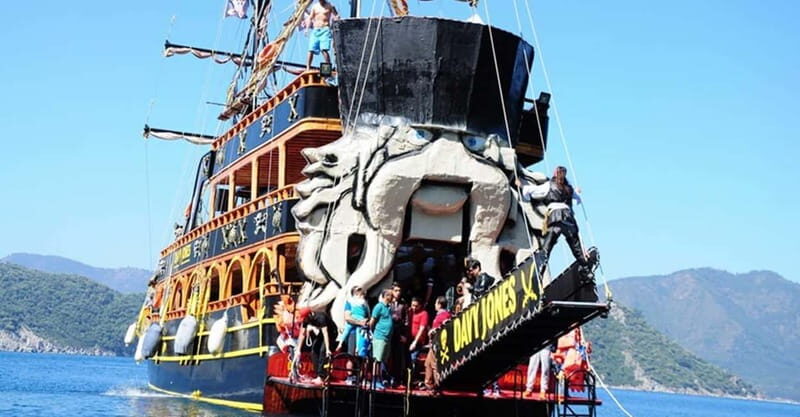Icmeler Pirate Boat Trip, Lunch, Unlimited Drinks - An In-depth Look at the Icmeler Pirate Boat Trip