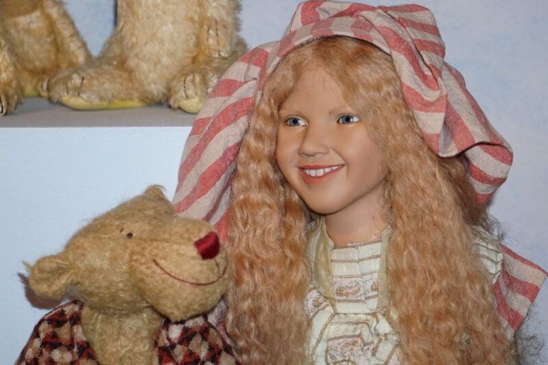 icod-de-los-vinos-artlandya-doll-world-entry-ticket-tour