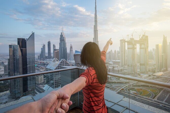 Iconic Burj Khalifa Views Experience Dubai's Skyline - FAQ