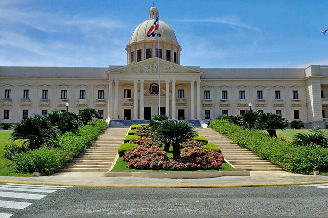 iconic-highlights-and-historical-tour-in-santo-domingo