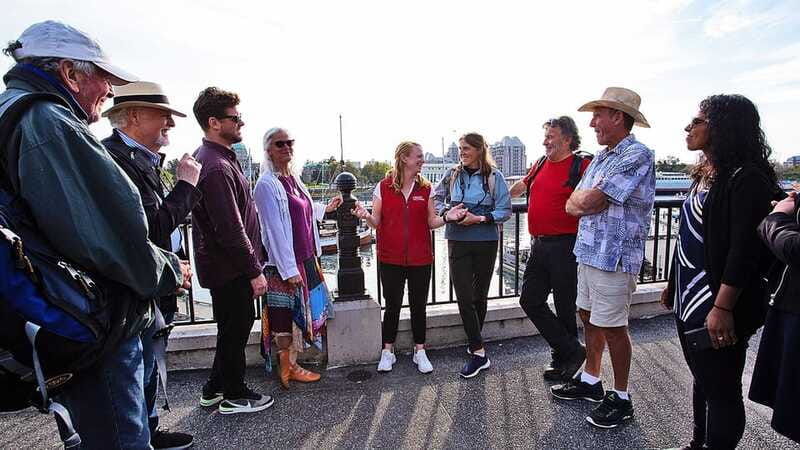 iconic-obscure-victoria-walking-tour