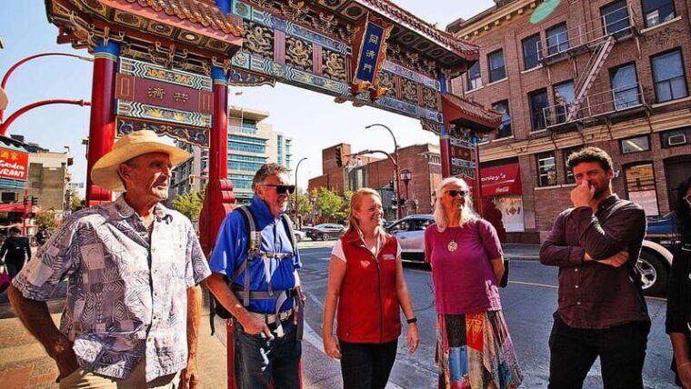 iconic-obscure-victoria-walking-tour