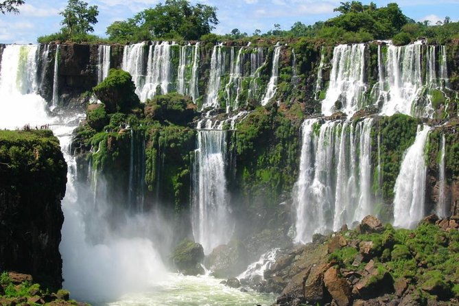 iguazu-experience-in-2-days-argentine-and-brazilian-falls