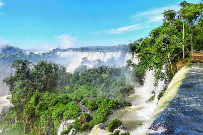iguazu-falls-private-tour-argentinean-side-with-navigation-option