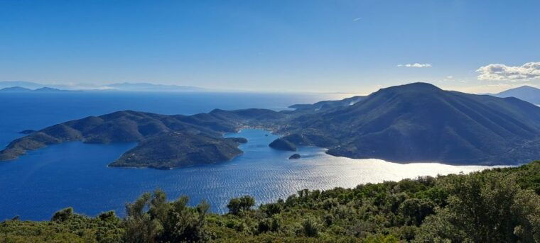 ihaca-boat-cruise-with-swimming-and-attractions
