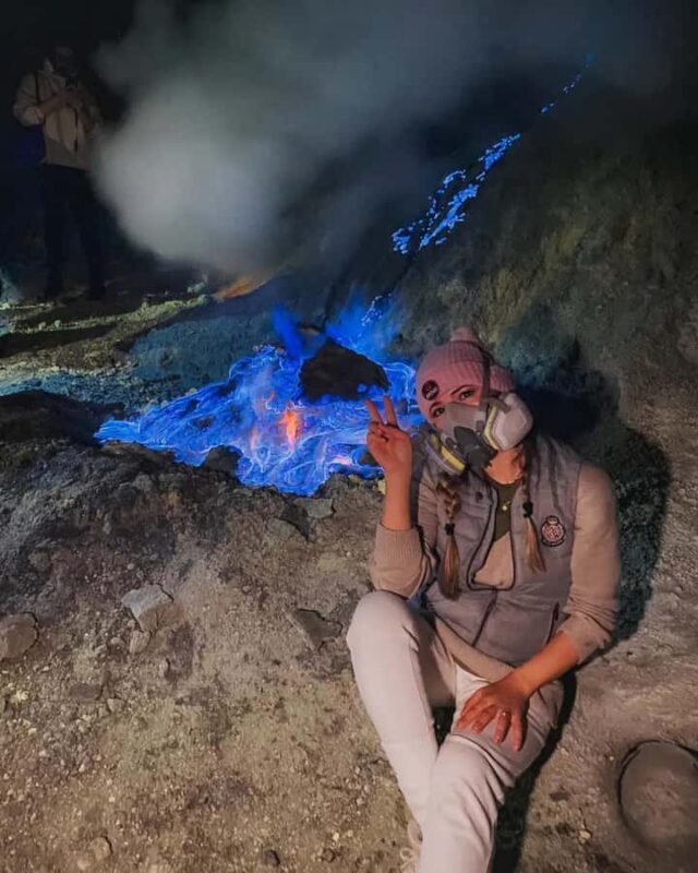 Ijen Mountain: Guided Hiking Tour with Breakfast - Key Points