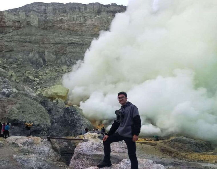 ijen-sunrise-tour-from-banyuwangi