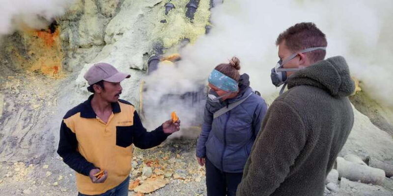 ijen-volcano-tour-from-bali-24-hours-blue-fire-exploration