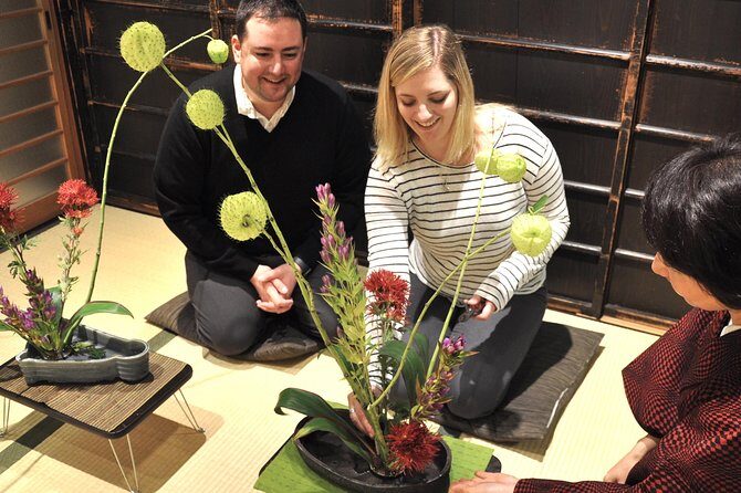 Ikebana Experience in Kyoto Townhouse - An In-Depth Look at the Ikebana Workshop