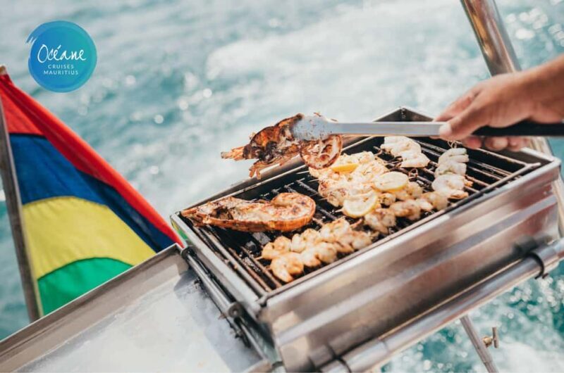 Île aux Cerfs : Private Catamaran Cruise with Gourmet Lunch - Is It Worth the Price?