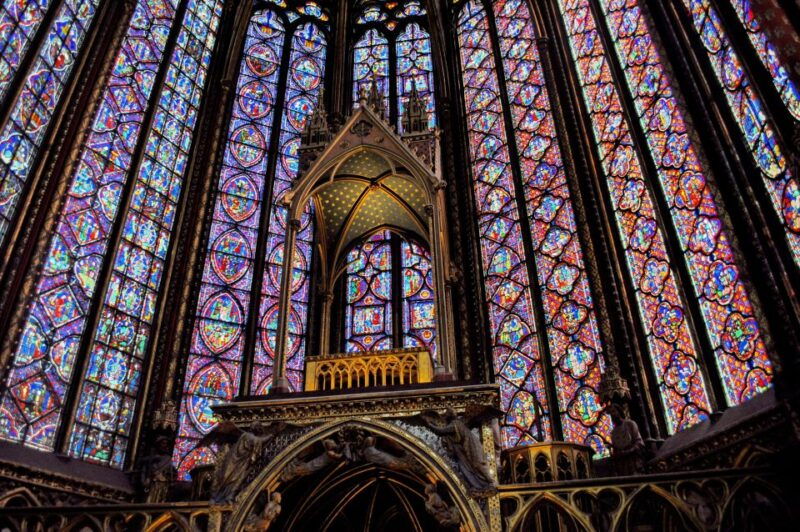 ile-de-la-cite-sainte-chapelle-and-the-conciergerie-tour