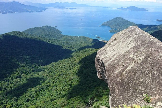 ilha-grande-pico-do-papagaio-private-hike-sunrise-or-daytime