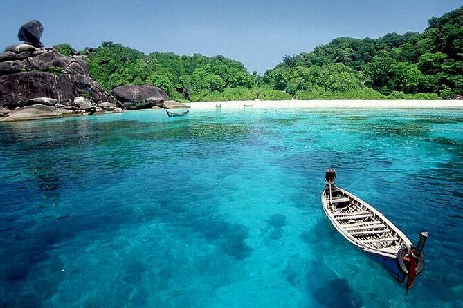 ilhabela-a-real-paradise-on-the-coast-of-sao-paulo-3-day-private-tour