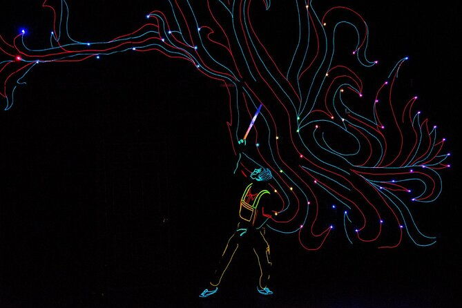 iluminate-at-the-strat-hotel-and-casino