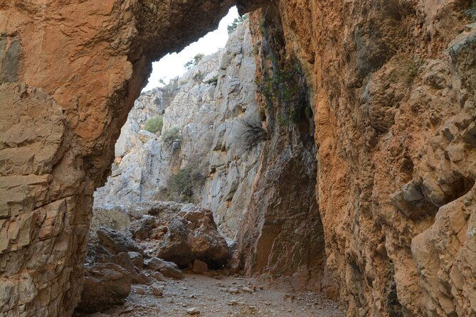 imbros-gorge-frangokastello-from-rethymno-with-the-best-guide