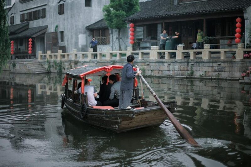 immerse-in-suzhou-tongli-private-day-trip
