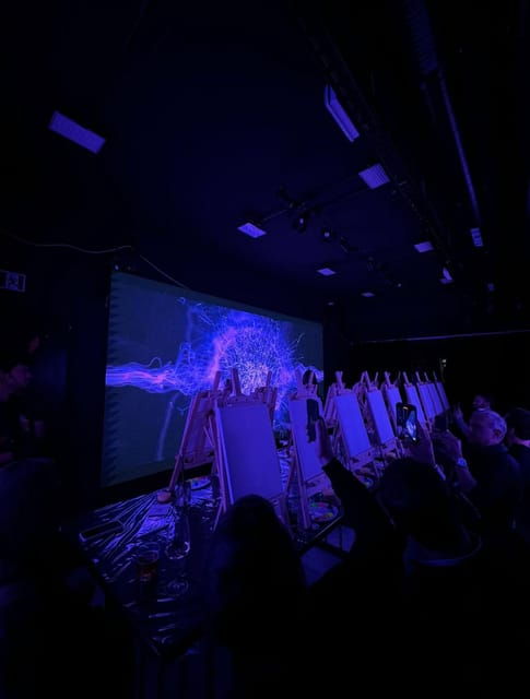 immersive-art-experience-with-unlimited-wine