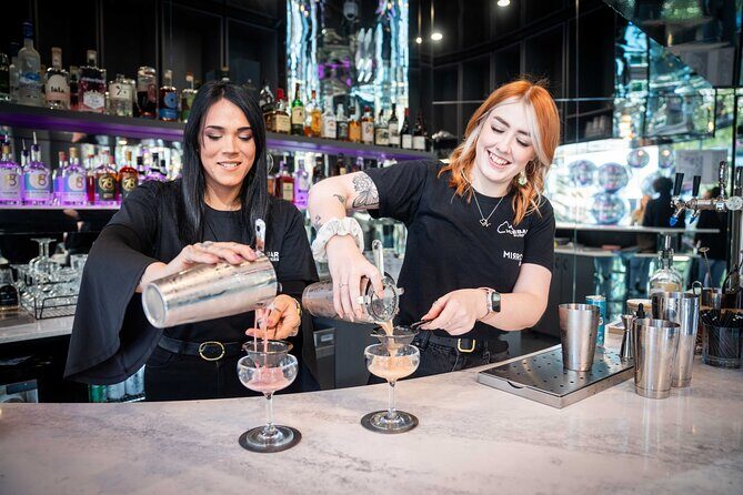 Immersive Bar Experience and Drinks - What to Expect at the Mirror Bar Experience