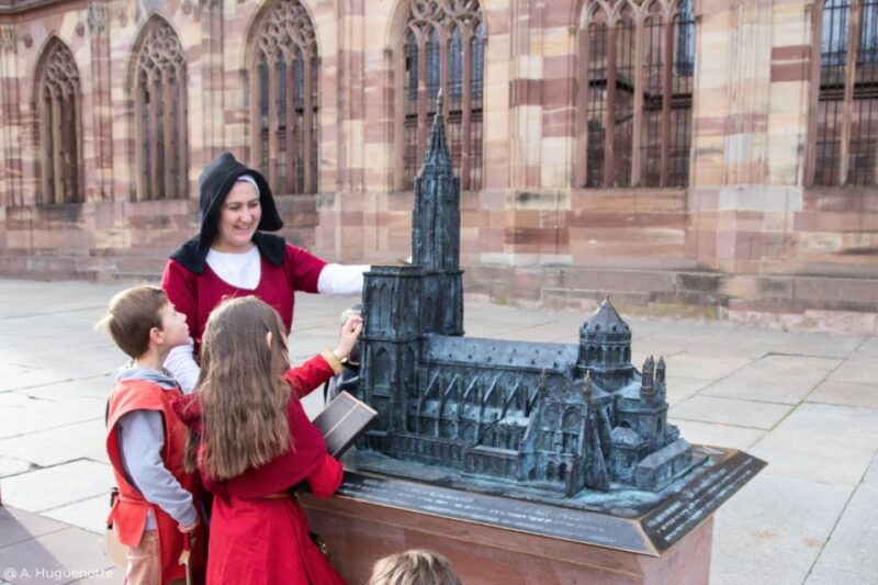 Immersive guided tour of Strasbourg in the 15th century - Frequently Asked Questions