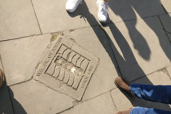 immersive-treasure-hunt-adventure-in-york-outdoor-escape-room